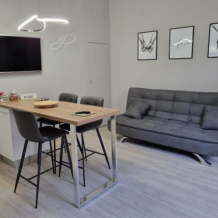 Ca Fiamma 1 Apartment Casale Monferrato Bagian luar foto