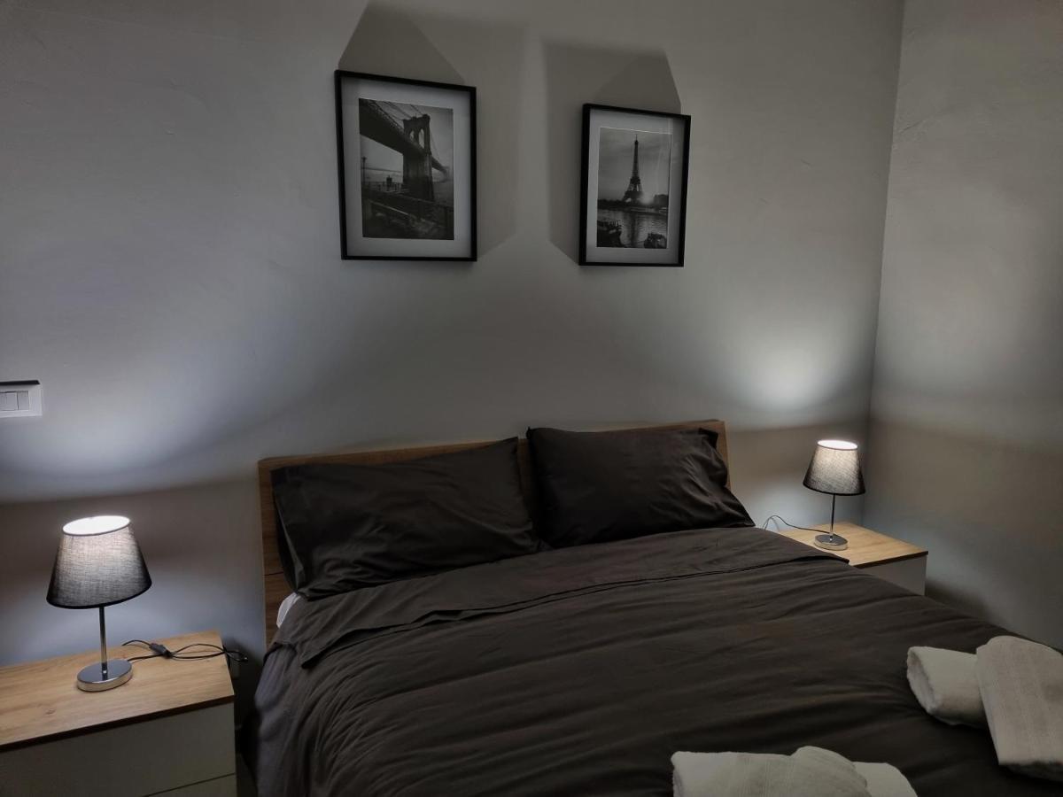 Ca Fiamma 1 Apartment Casale Monferrato Bagian luar foto